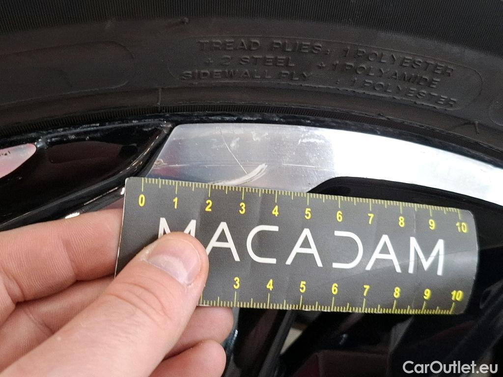  DS  DS7 DS DS 7 Crossback / 2017 / 5P / SUV E-TENSE 4x4 300 PERFORMANCE Line #64