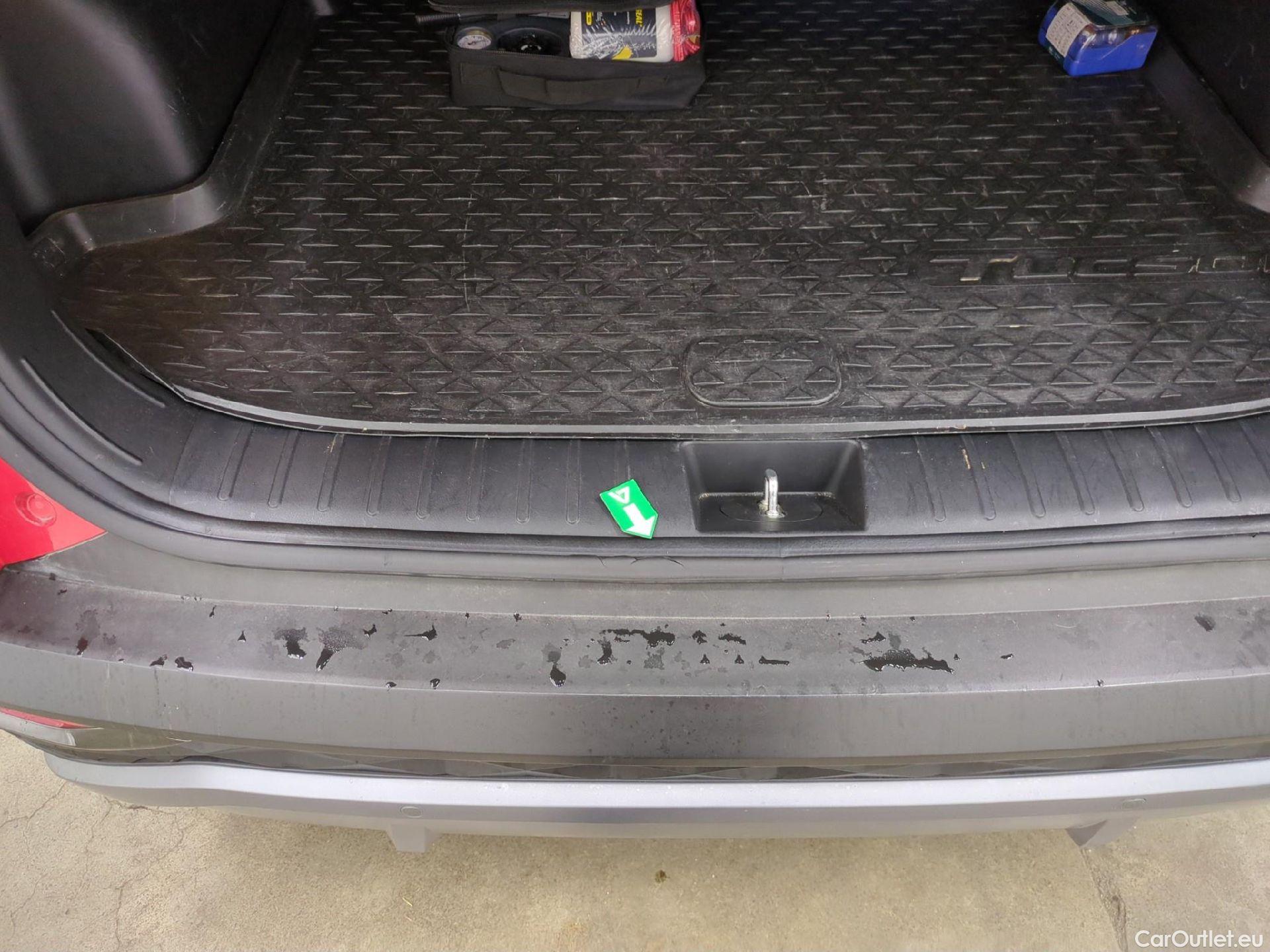  Hyundai  Tucson  / 2020 / 5P / SUV 1.6 T-GDI 150 iBVM HYBRID 48V CREATIVE #3