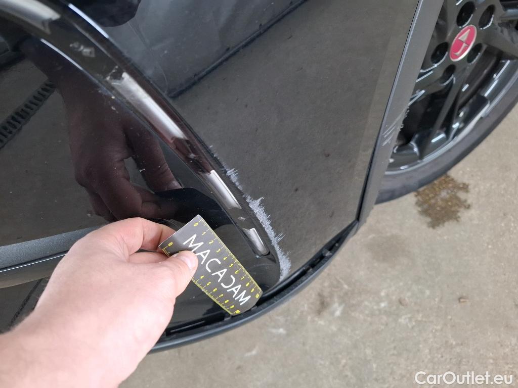  DS  DS7 DS DS 7 Crossback / 2017 / 5P / SUV E-TENSE 4x4 300 PERFORMANCE Line #40