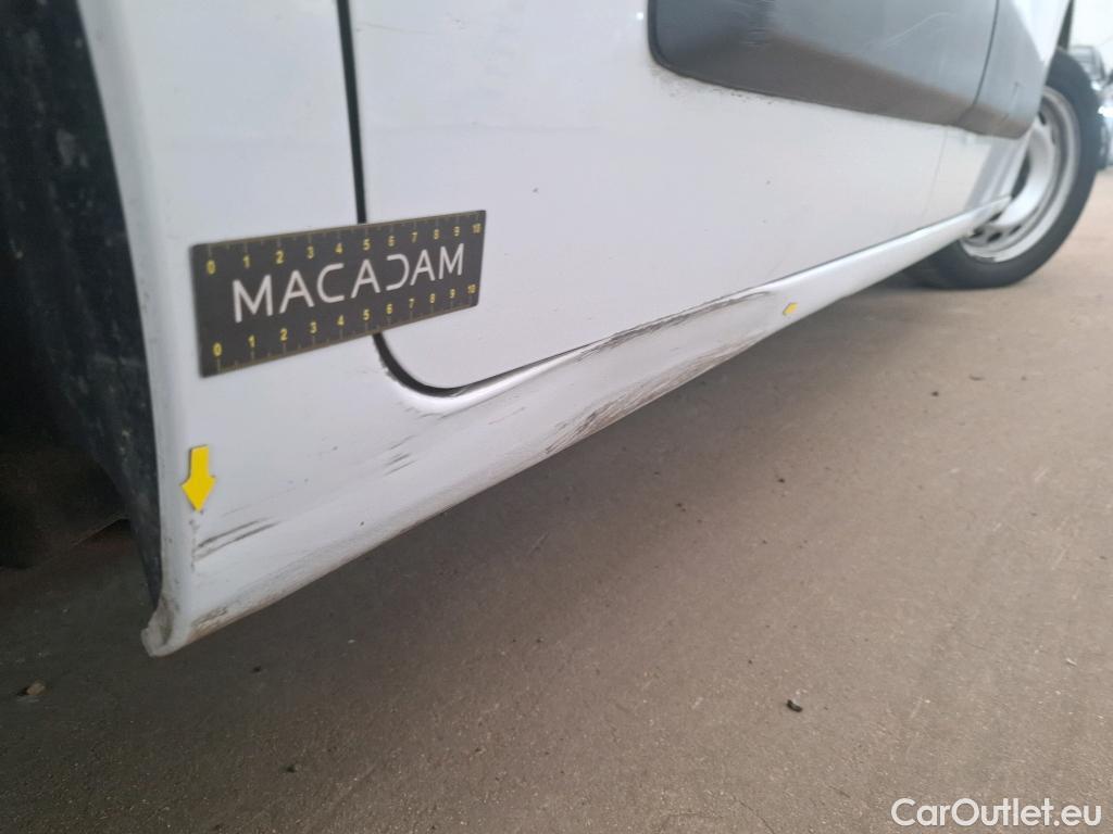  Citroen  Berlingo CITROEN  Van / 2018 / 4P / Fourgonnette Taille M 650kg BlueHDi 130 S&S EAT8 #23