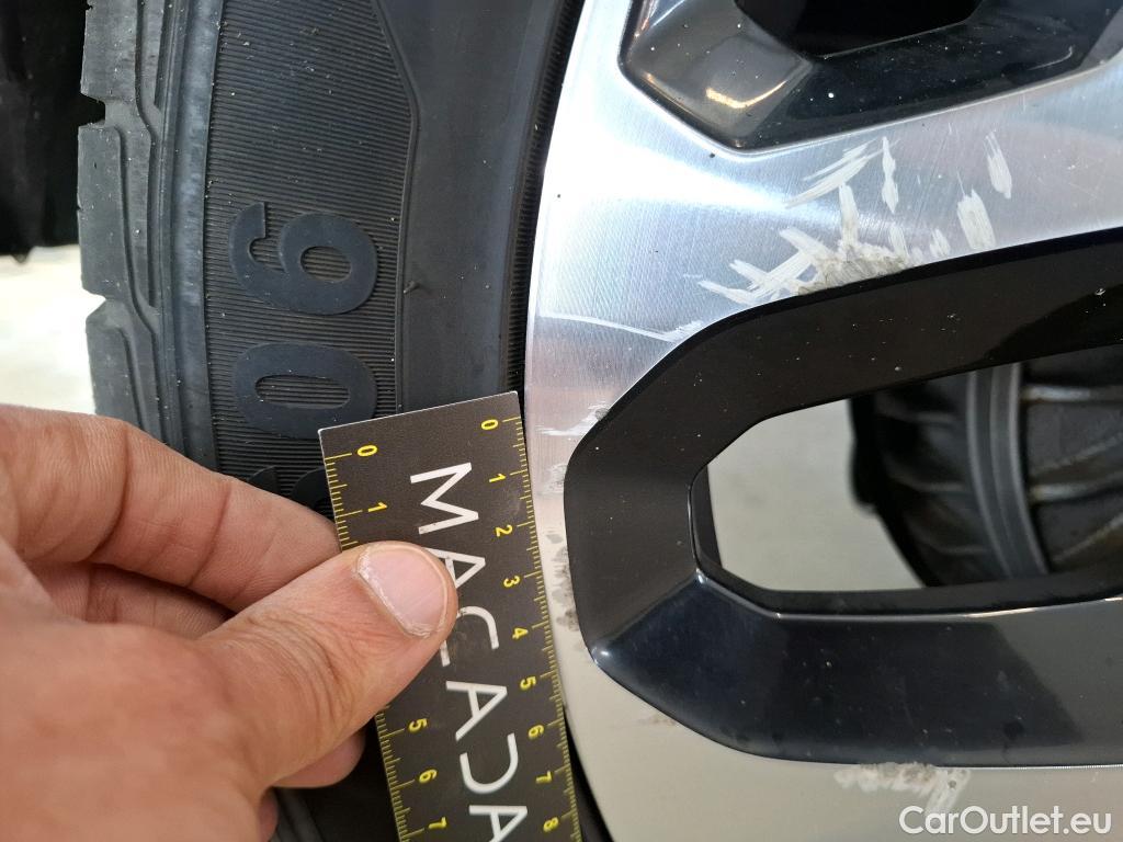  Renault  Captur  Intens 0.9 TCe 90CV BVM5 E6 #16