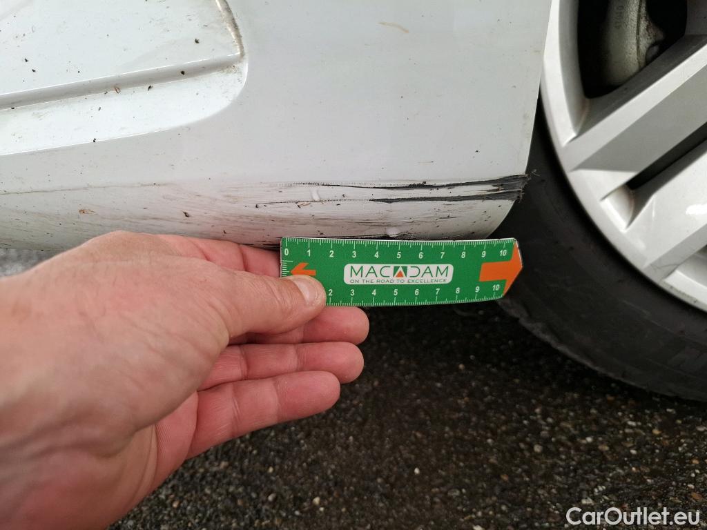  Renault  Clio  V Business 1.6 E-TECH Hybrid 140CV BVA6 E6d #6