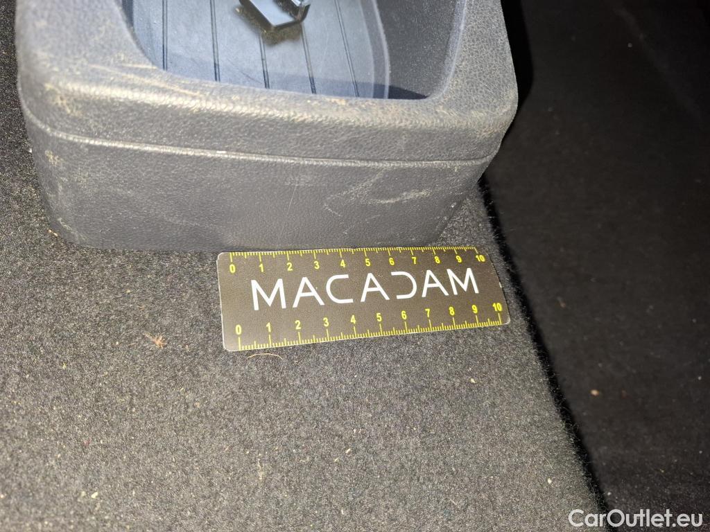  Renault  Captur  Intens 0.9 TCe 90CV BVM5 E6 #53