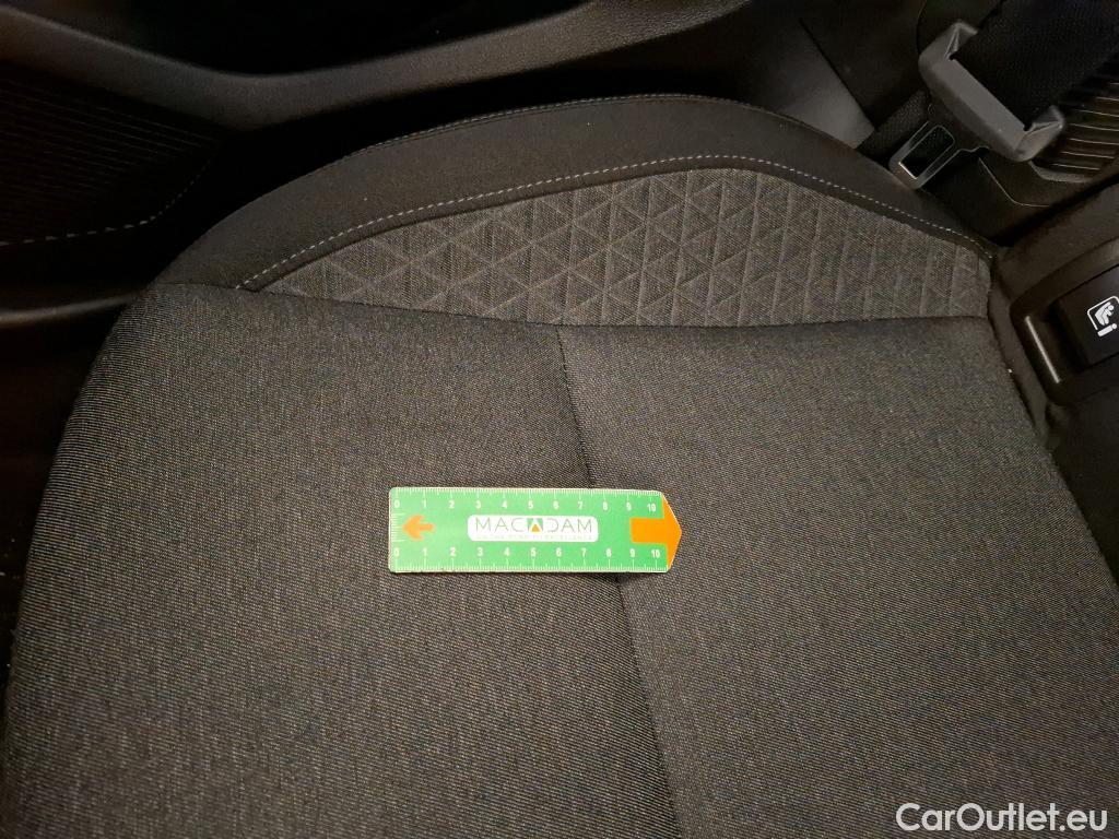  Renault  Clio  V Business 1.6 E-TECH Hybrid 140CV BVA6 E6d #21