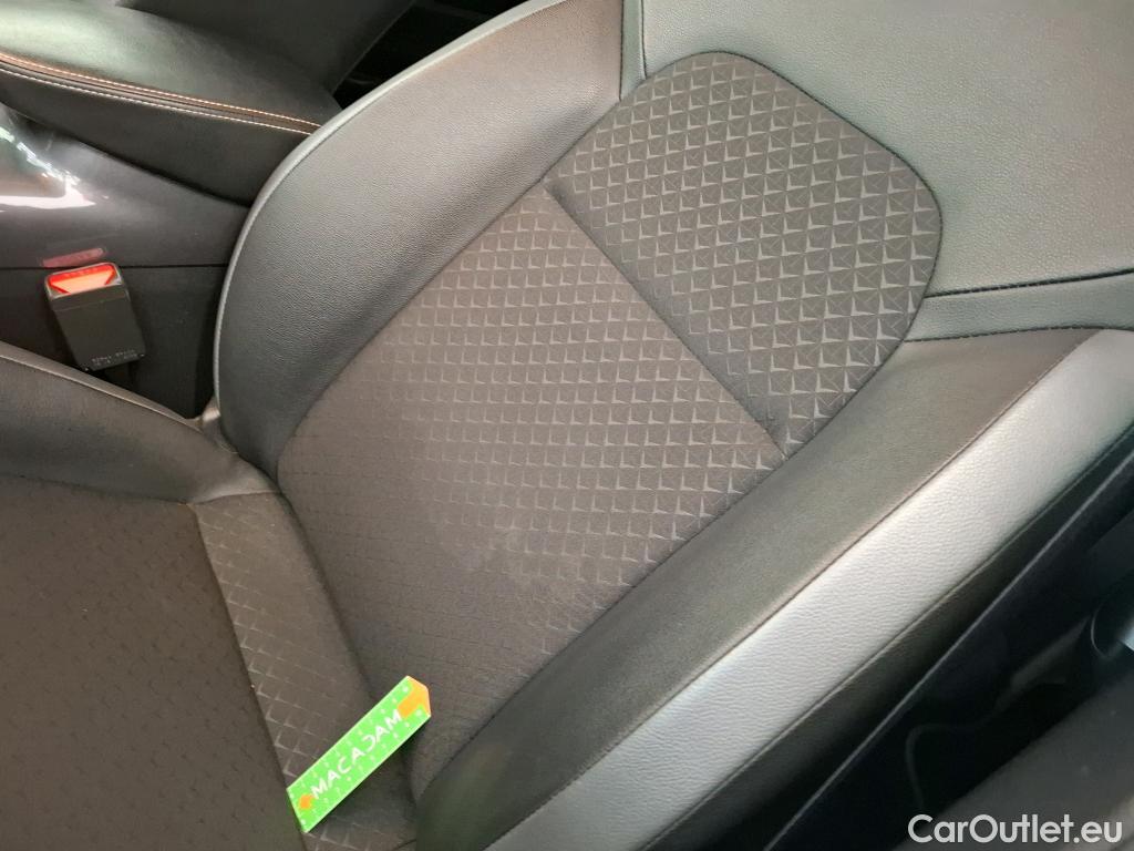  Nissan  Juke NISSAN  / 2019 / 5P / Crossover DIG-T 114 DCT Business+ OPERATION STOCK #5