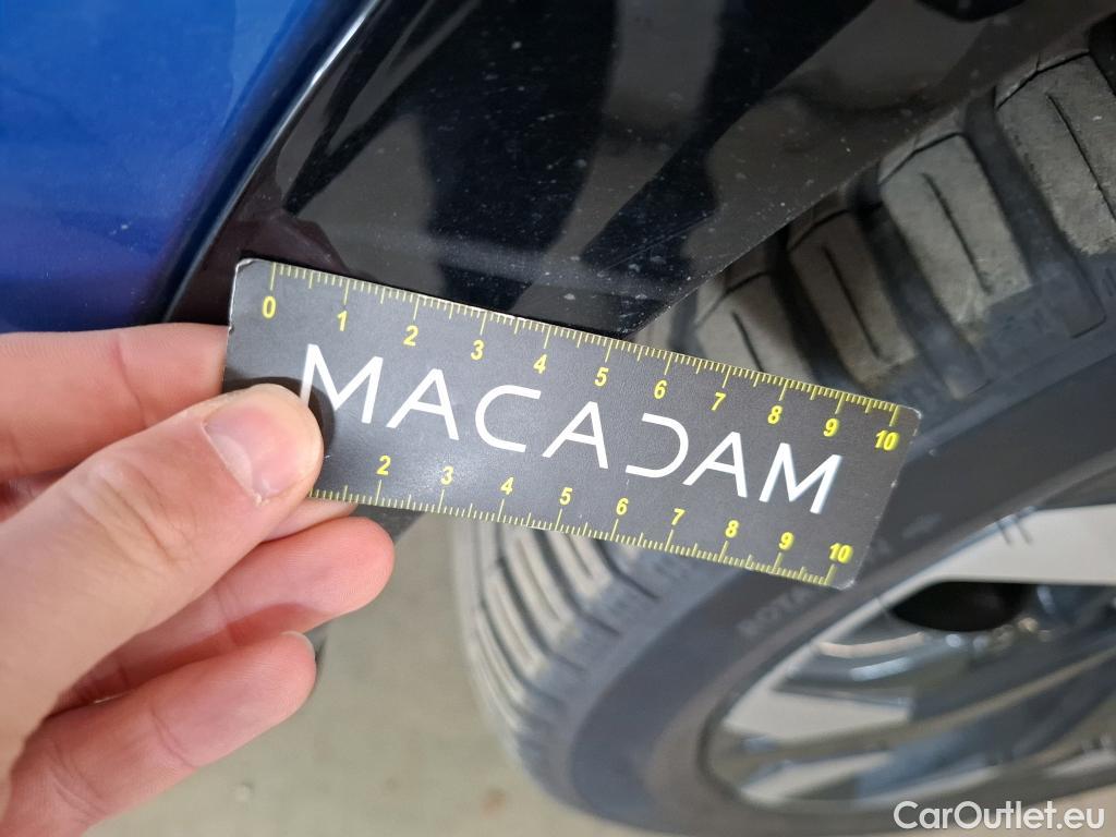  KIA  Sportage KIA  / 2021 / 5P / SUV 1.6 T-GDI 265 PHEV AUTO 4WD DESIGN #25