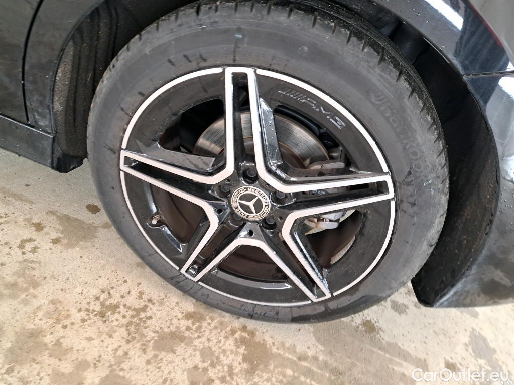  Mercedes  A-Klasse MERCEDES-BENZ Classe A Compact / 2018 / 5P / Berline A 200 AMG Line 7G-DCT #11