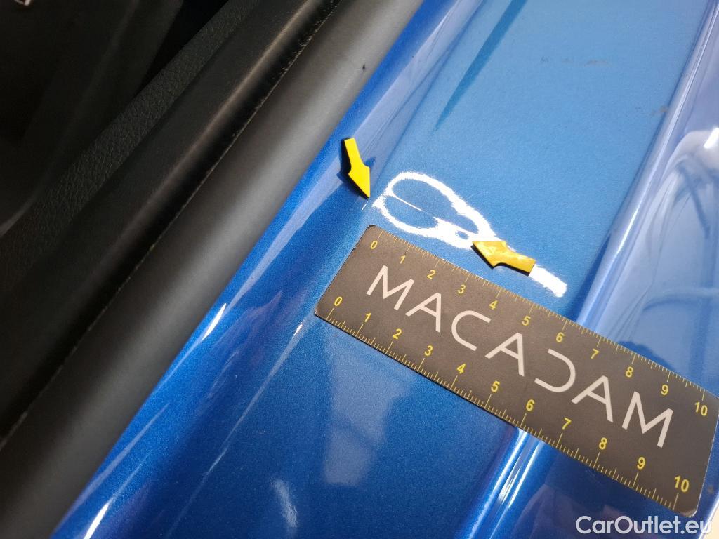  KIA  Sportage KIA  / 2021 / 5P / SUV 1.6 T-GDI 265 PHEV AUTO 4WD DESIGN #9