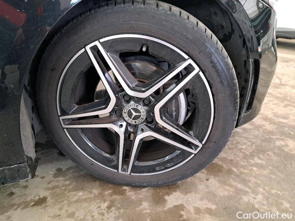  Mercedes  A-Klasse MERCEDES-BENZ Classe A Compact / 2018 / 5P / Berline A 200 AMG Line 7G-DCT #21