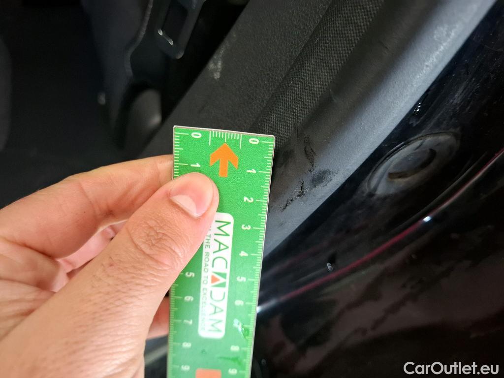  Renault  Captur  Intens 0.9 TCe 90CV BVM5 E6 #31