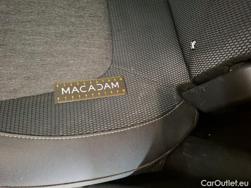  Renault  Captur  Intens 0.9 TCe 90CV BVM5 E6 #35