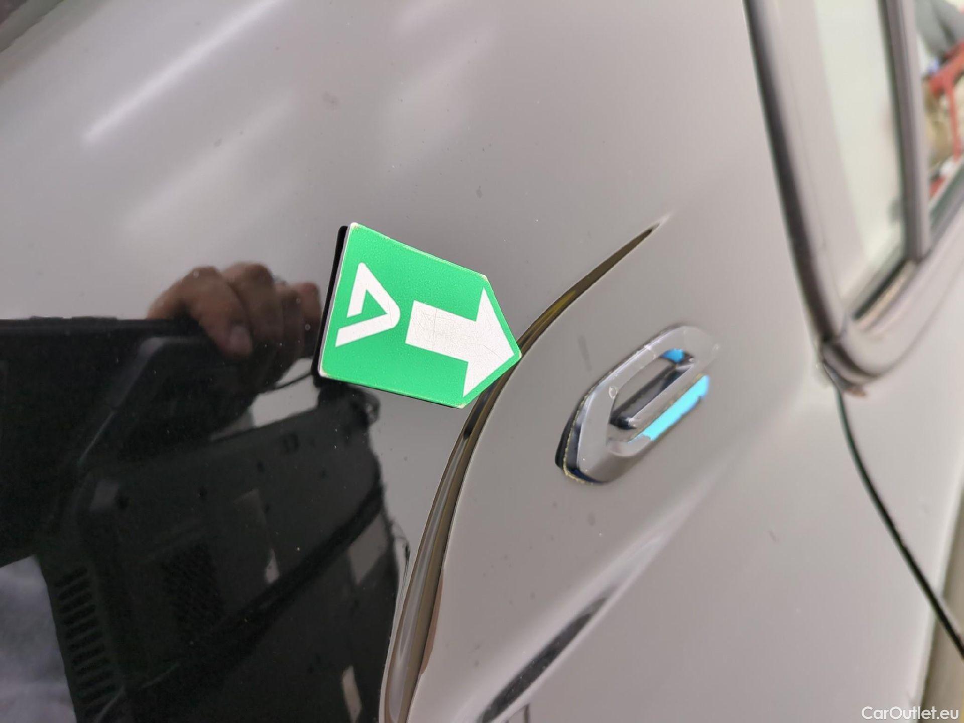  Peugeot  208  (e-) Active Business 50kWh BVA #9