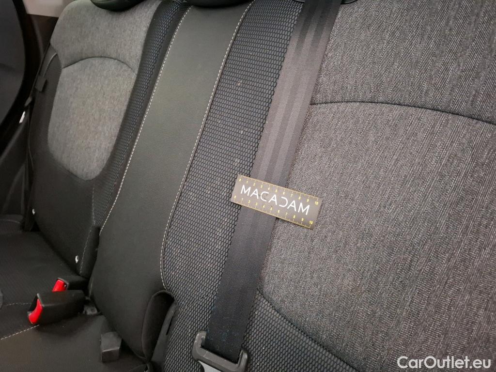  Renault  Captur  Intens 0.9 TCe 90CV BVM5 E6 #36