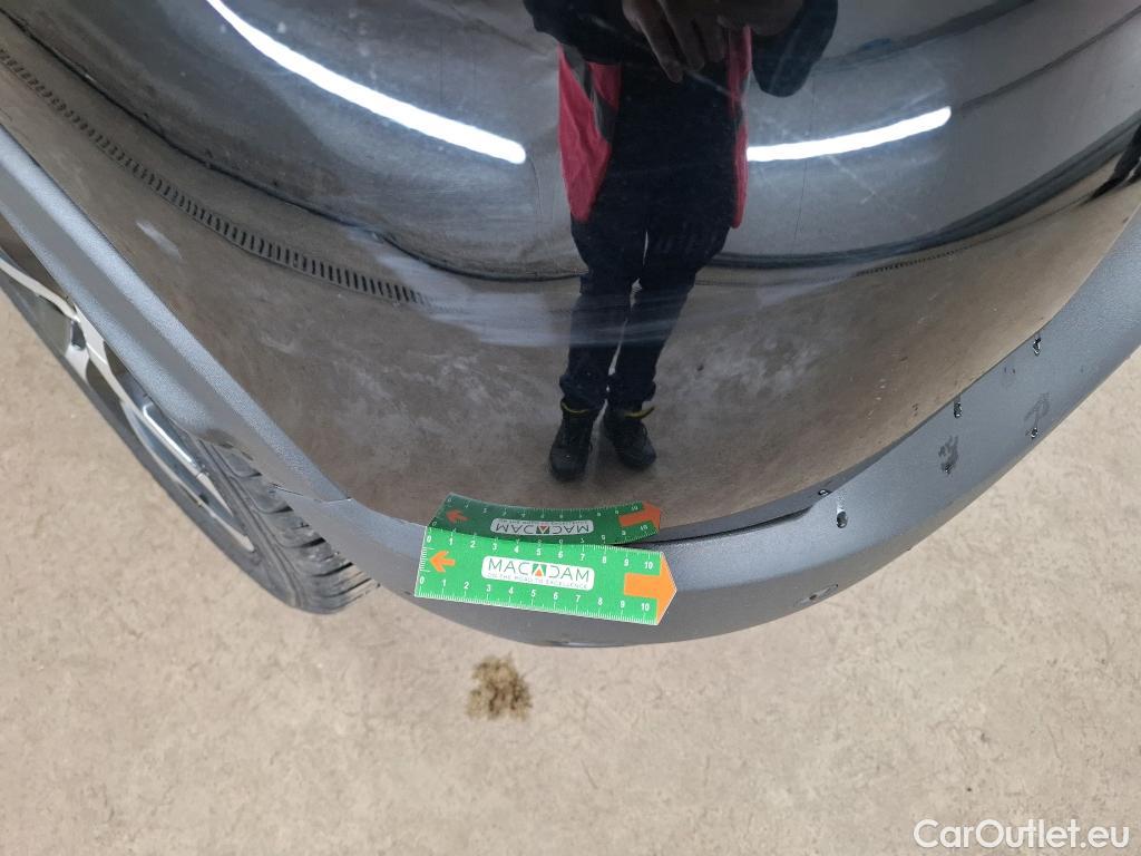  Renault  Captur  Intens 0.9 TCe 90CV BVM5 E6 #48