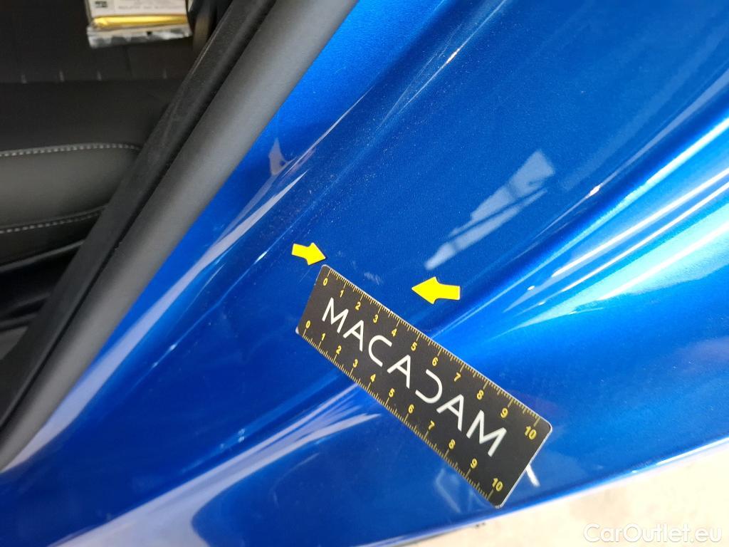  KIA  Sportage KIA  / 2021 / 5P / SUV 1.6 T-GDI 265 PHEV AUTO 4WD DESIGN #10