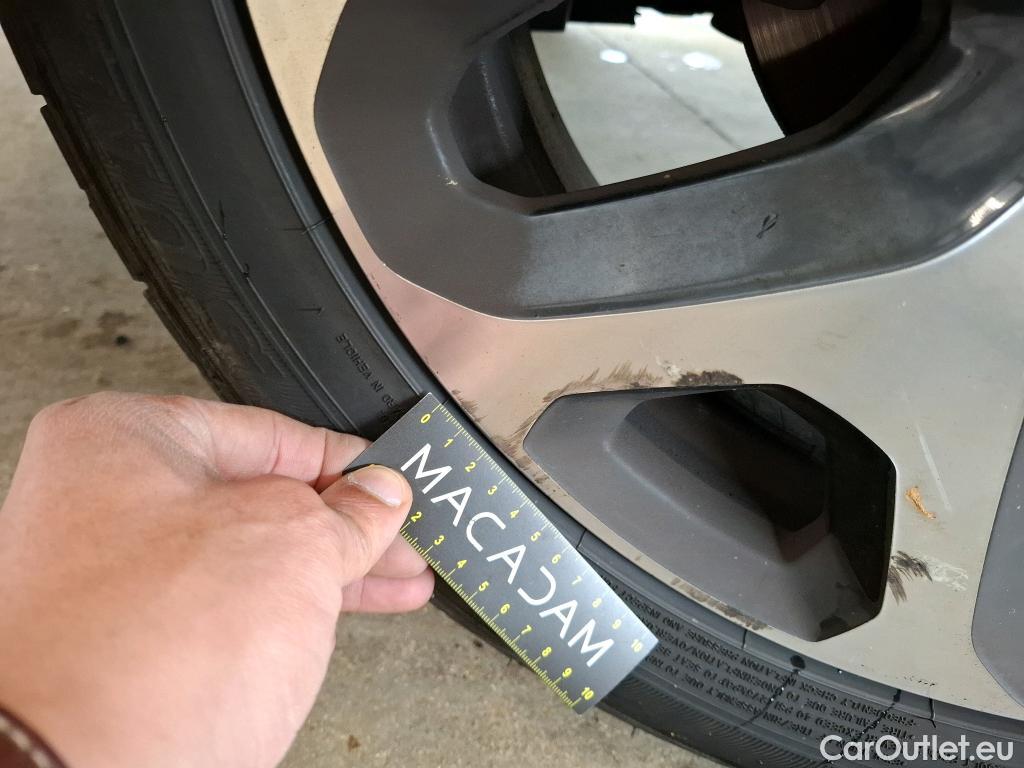  Renault  Captur  Intens 0.9 TCe 90CV BVM5 E6 #8