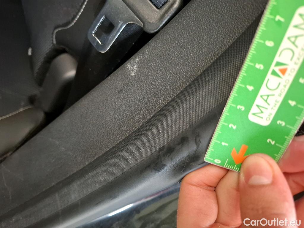  Renault  Captur  Intens 0.9 TCe 90CV BVM5 E6 #30