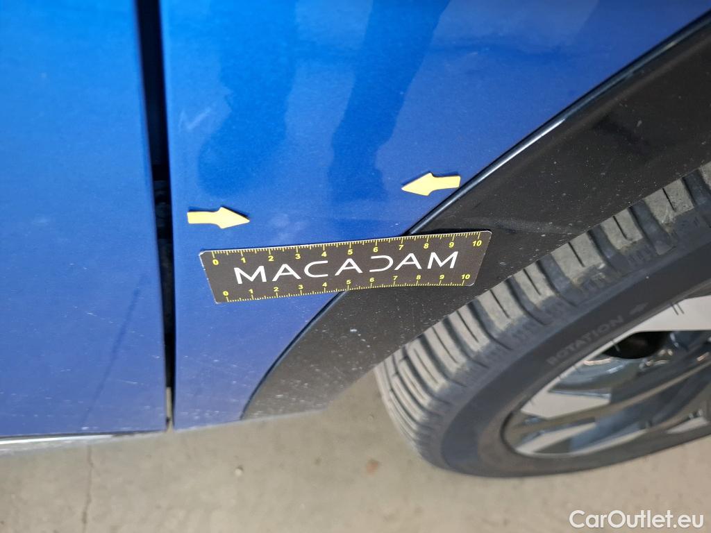  KIA  Sportage KIA  / 2021 / 5P / SUV 1.6 T-GDI 265 PHEV AUTO 4WD DESIGN #27