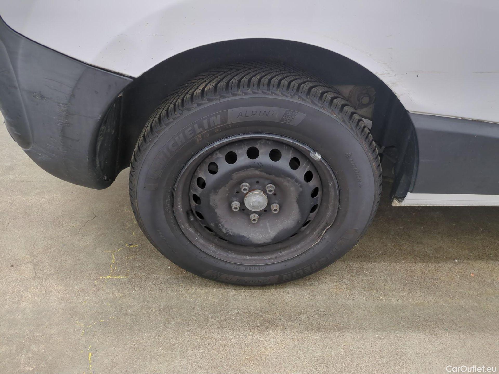  Renault  Kangoo  Express Maxi Extra (Série Spéciale) 1.5 #12