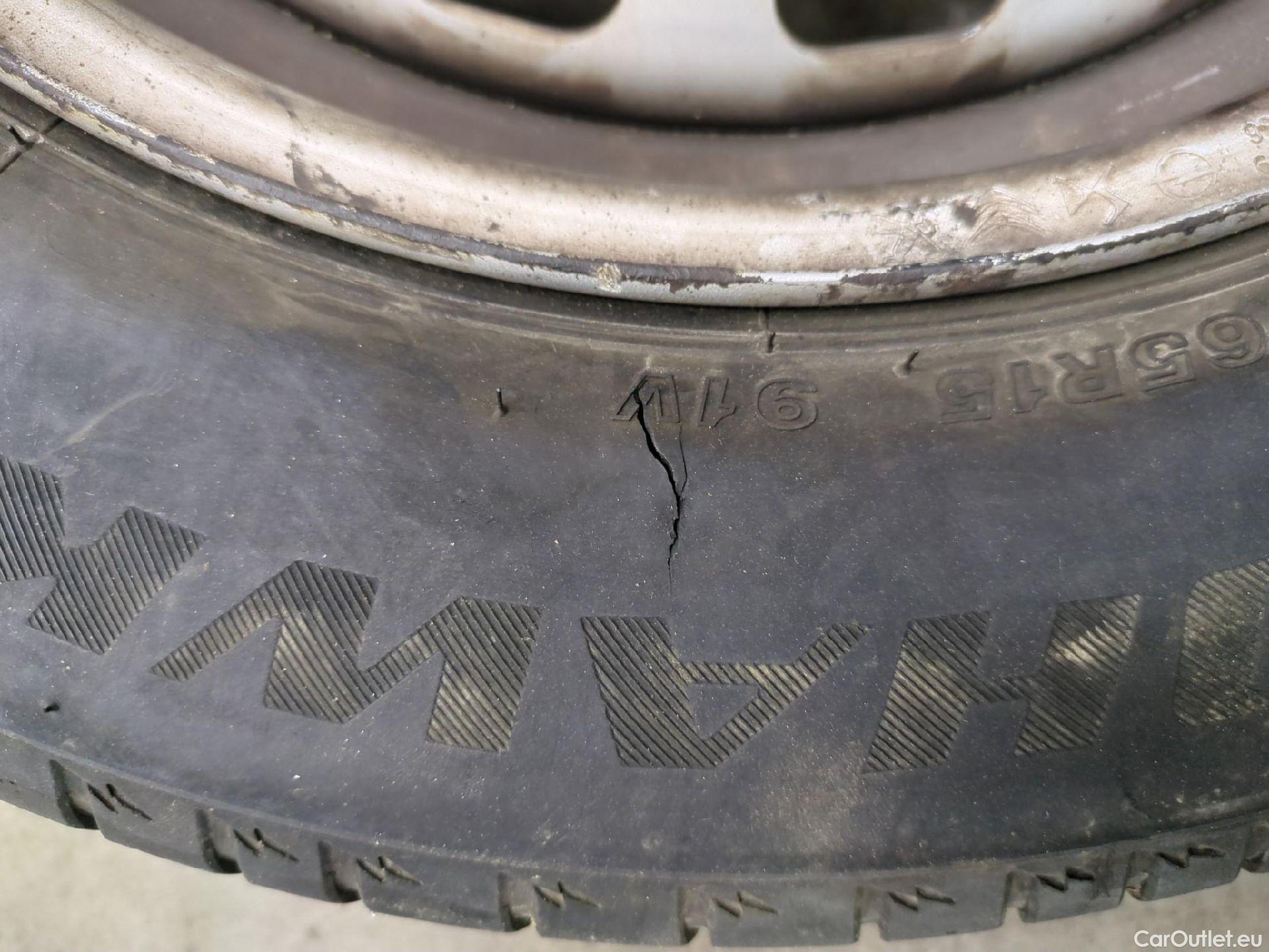  Citroen  Berlingo  Fourgon Club M 650 1.5 BlueHDi 75CV BVM5 E6dT #23