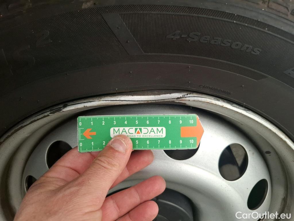  Citroen  Berlingo  Fourgon Club M 1000 1.5 BlueHDi 130CV BVA8 E6dT #80