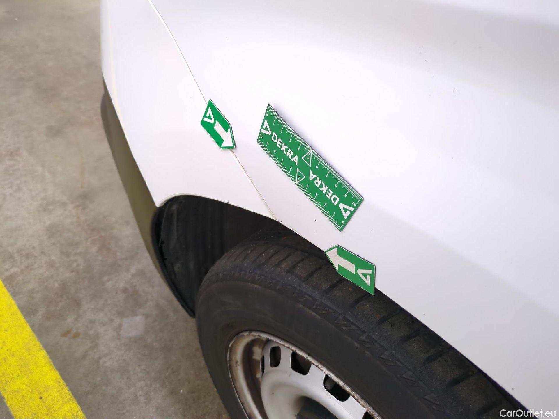  Citroen  Berlingo  Fourgon Club M 650 1.5 BlueHDi 75CV BVM5 E6dT #41