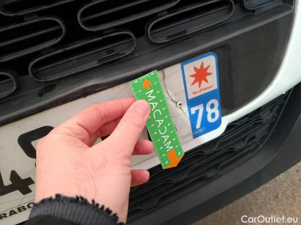  Citroen  C3  Société Feel 1.5 BlueHDI 100CV BVM5 E6dT #40