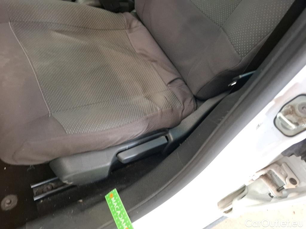  Citroen  C3  Société Feel 1.5 BlueHDI 100CV BVM5 E6dT #19