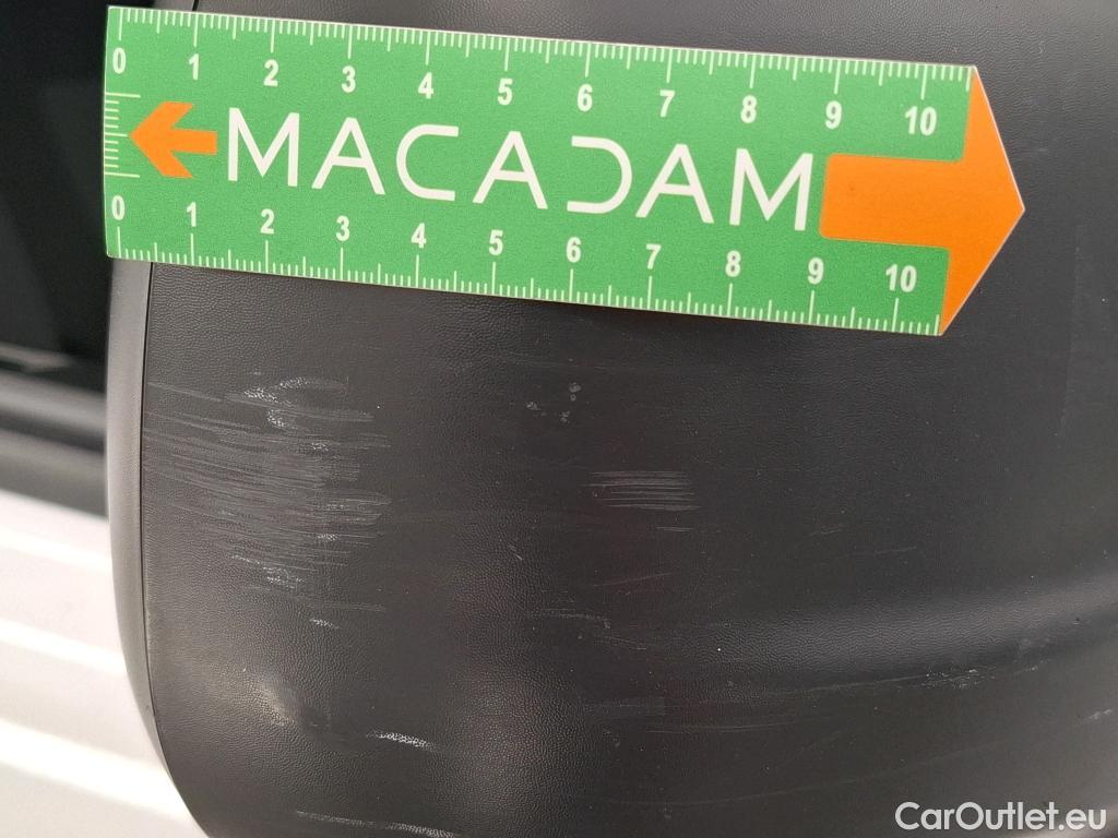  Fiat  Scudo FIAT  / 2021 / 4P / Fourgon tôlé 1.5 Mjet3 120ch 5.3 Standard Pro Lounge #32