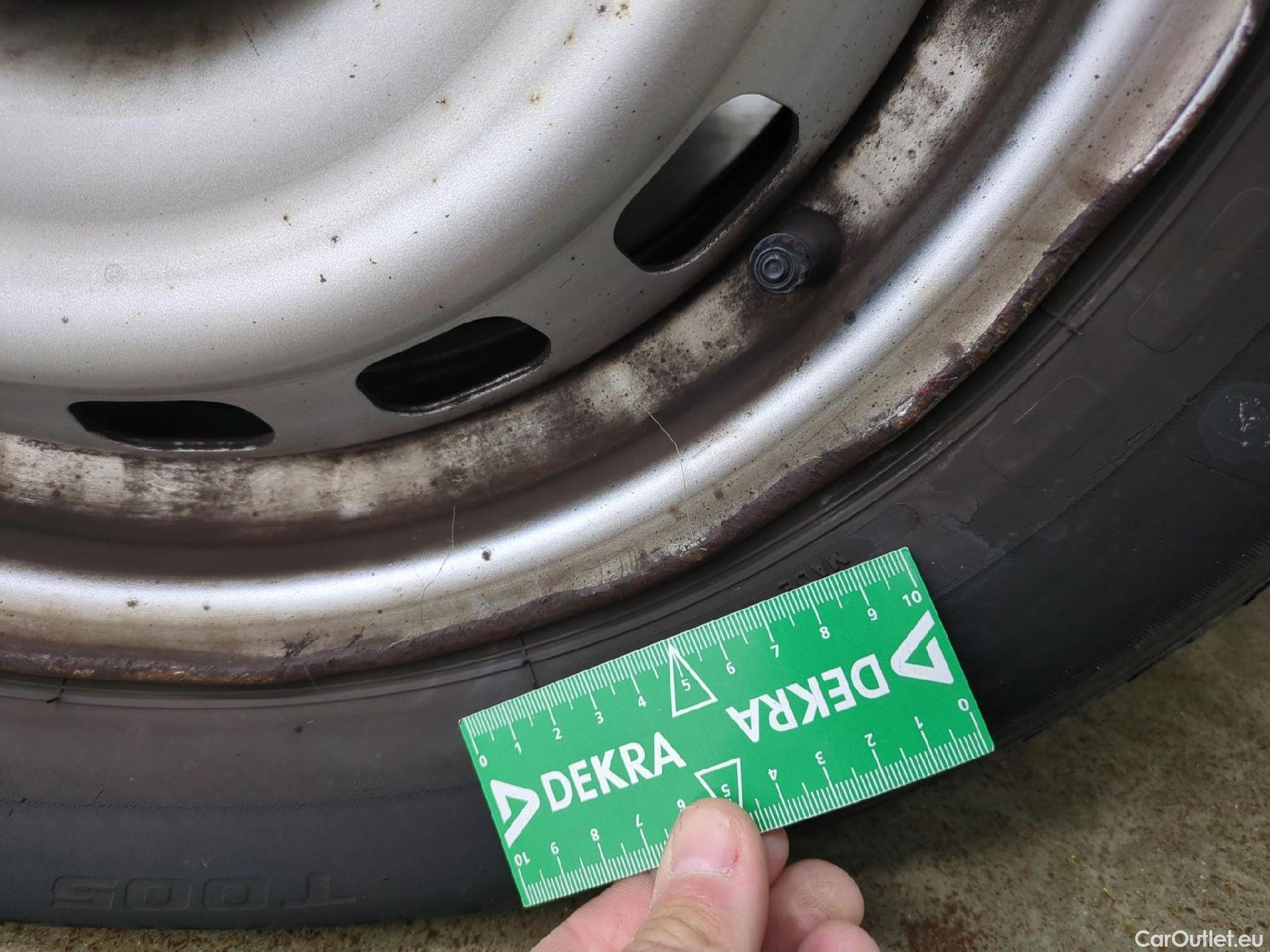  Citroen  Berlingo  Fourgon Club M 650 1.5 BlueHDi 75CV BVM5 E6dT #29