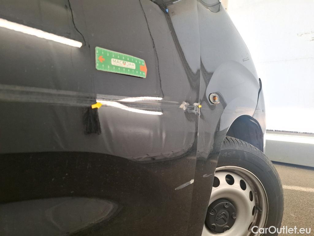  Citroen  Berlingo  Fourgon Club M 1000 1.5 BlueHDi 130CV BVA8 E6dT #40