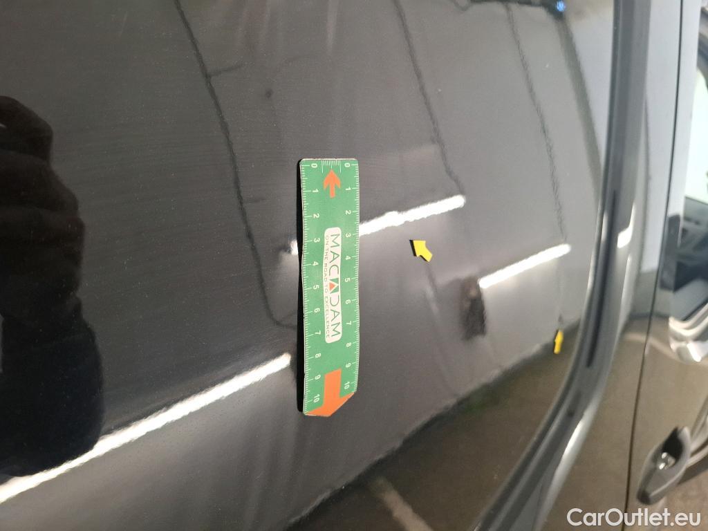  Citroen  Berlingo  Fourgon Club M 1000 1.5 BlueHDi 130CV BVA8 E6dT #35