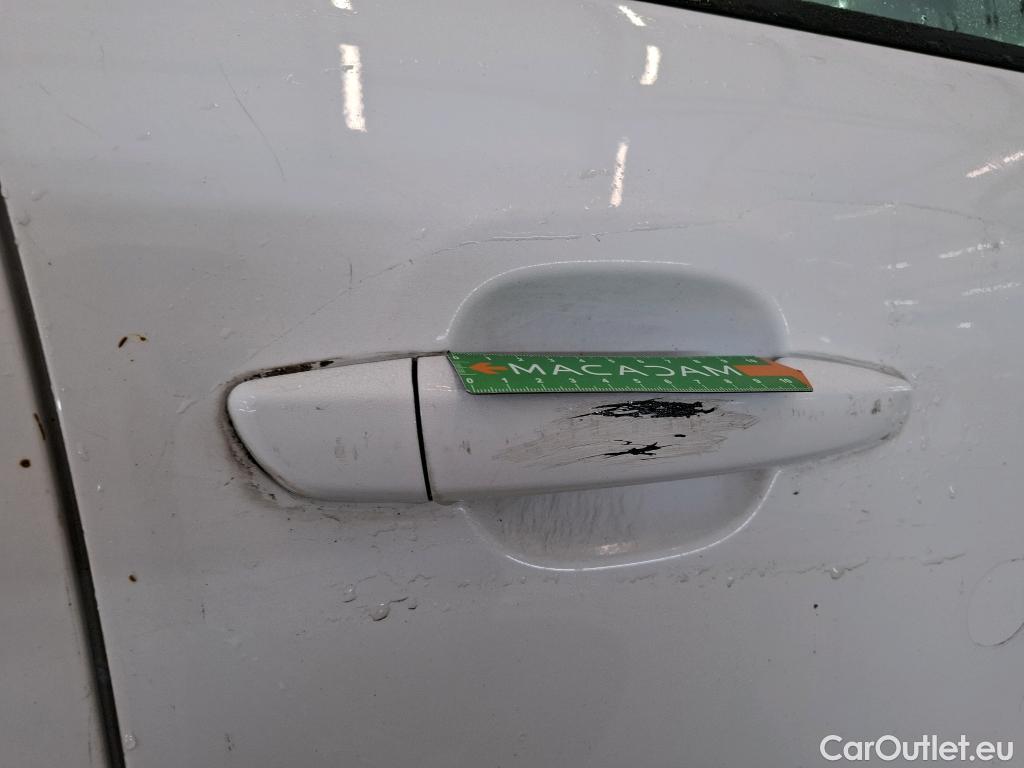  Citroen  C3  Société Feel 1.5 BlueHDI 100CV BVM5 E6dT #37