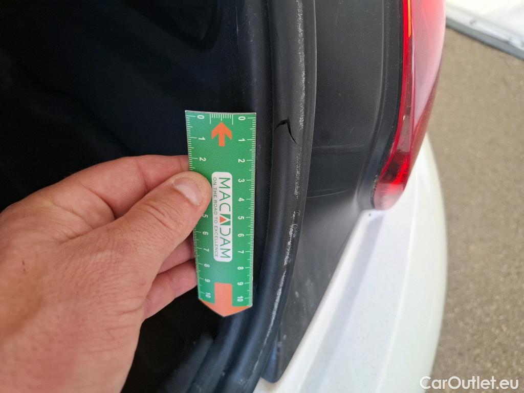  Peugeot  208  Affaire Premium Pack 1.5 HDi 100CV BVM5 E6dT #14