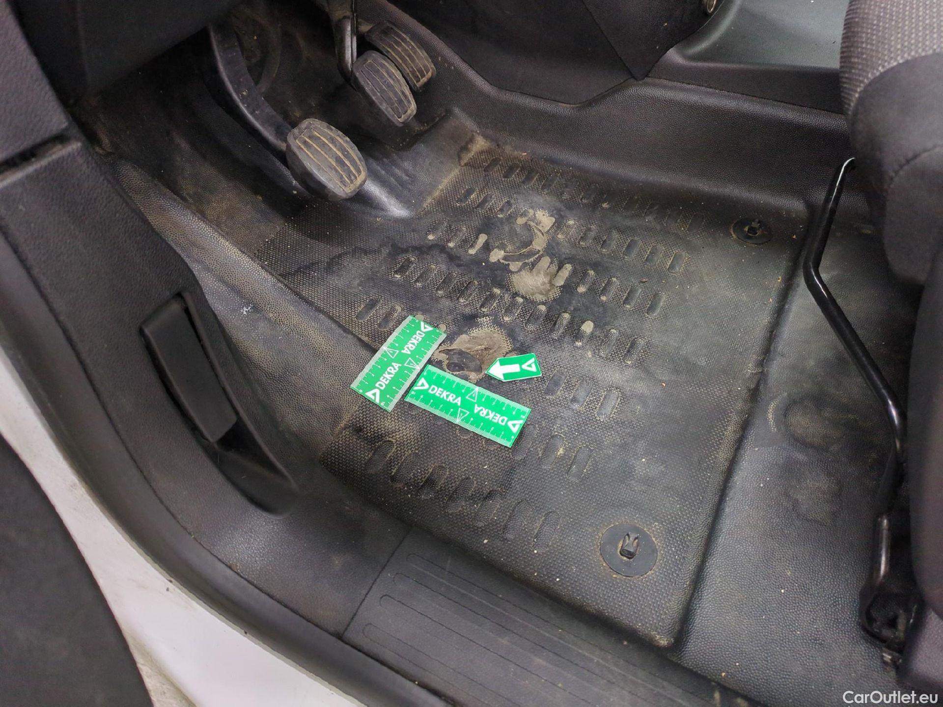  Citroen  Berlingo  Fourgon Club M 650 1.5 BlueHDi 75CV BVM5 E6dT #9