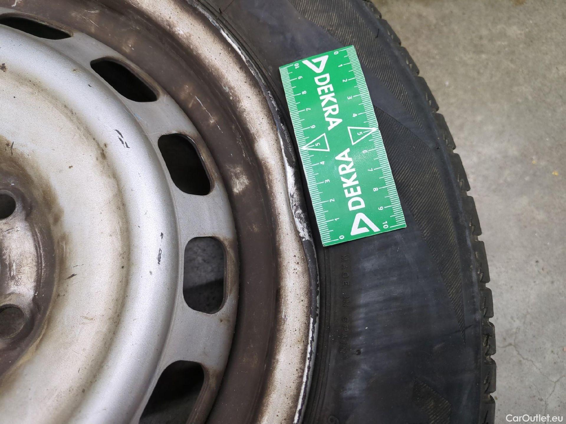  Citroen  Berlingo  Fourgon Club M 650 1.5 BlueHDi 75CV BVM5 E6dT #25