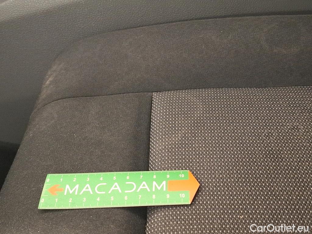  Fiat  Scudo FIAT  / 2021 / 4P / Fourgon tôlé 1.5 Mjet3 120ch 5.3 Standard Pro Lounge #17