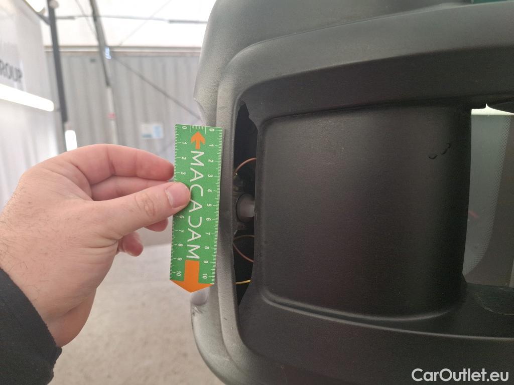  Citroen  Jumper CITROEN  / 2014 / 4P / Fourgon tôlé 35 L2H2 BlueHDi 140 S&S BVM6 Driver #2