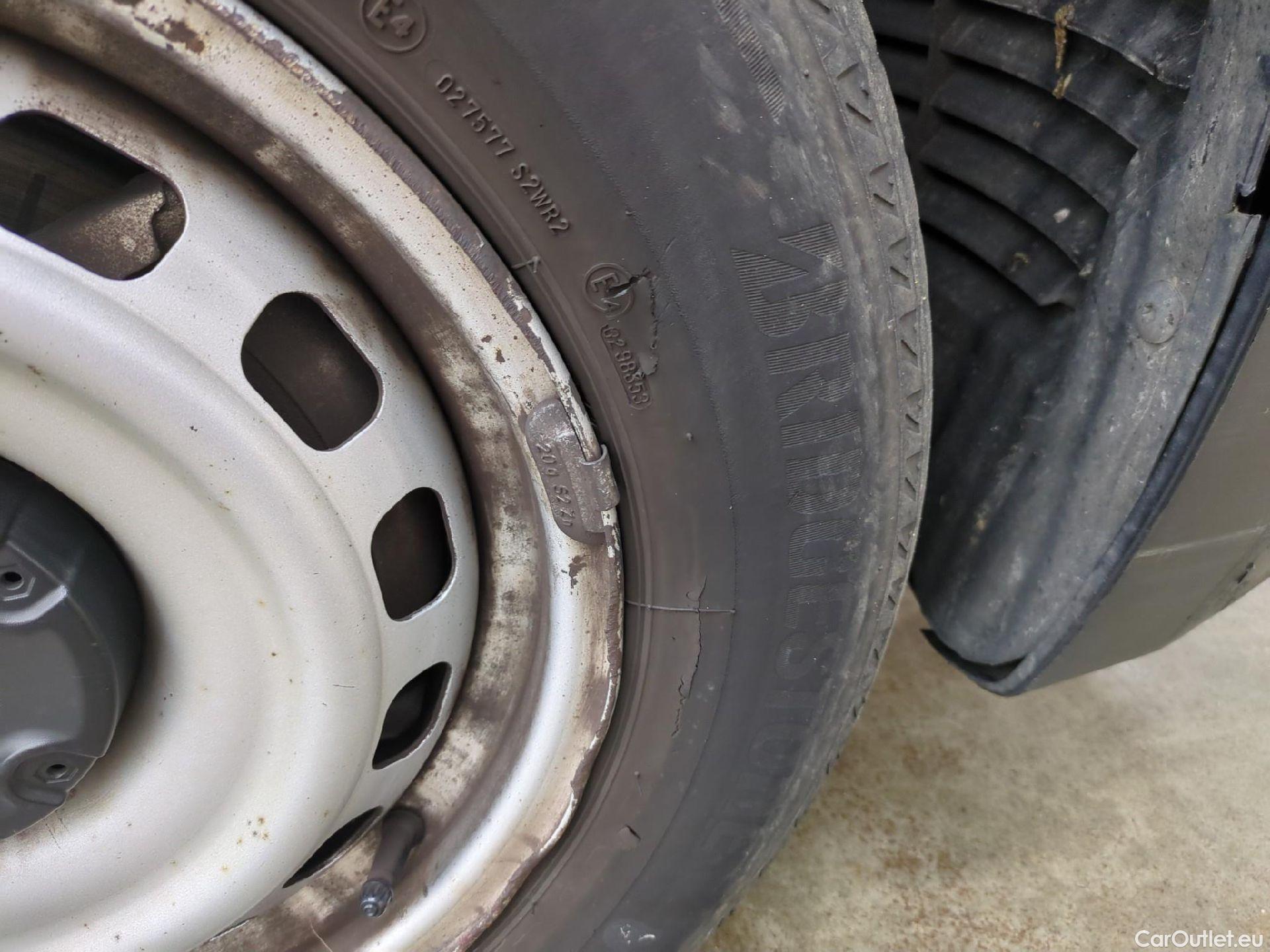  Citroen  Berlingo  Fourgon Club M 650 1.5 BlueHDi 75CV BVM5 E6dT #27