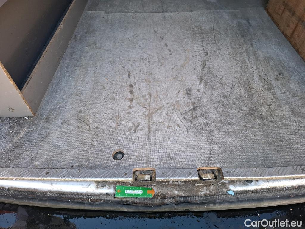  Citroen  Jumpy  Fourgon Club M 2.0 BlueHDi 120CV BVM6 E6dT #41