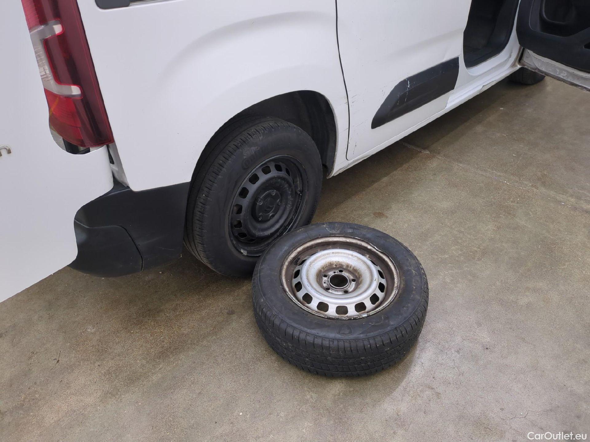  Citroen  Berlingo  Fourgon Club M 650 1.5 BlueHDi 75CV BVM5 E6dT #22