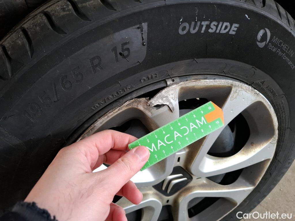  Citroen  C3  Société Feel 1.5 BlueHDI 100CV BVM5 E6dT #36