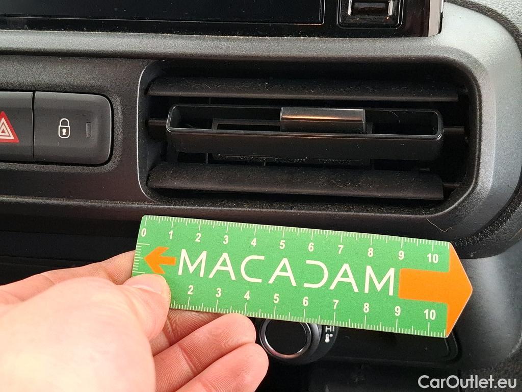  Citroen  Berlingo CITROEN  Van / 2018 / 4P / Fourgonnette Taille XL 950kg BlueHDi 100 S&S BVM Club #6