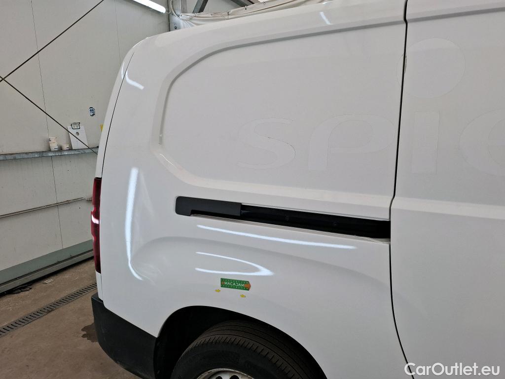  Citroen  Berlingo CITROEN  Van / 2018 / 4P / Fourgonnette Taille XL 950kg BlueHDi 100 S&S BVM Club #8