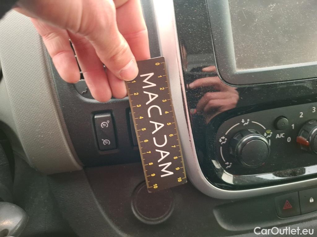  Renault  Trafic  III Fourgon L2H1 1200 Confort 1.6 dCi 120CV BVM6 E6 #83