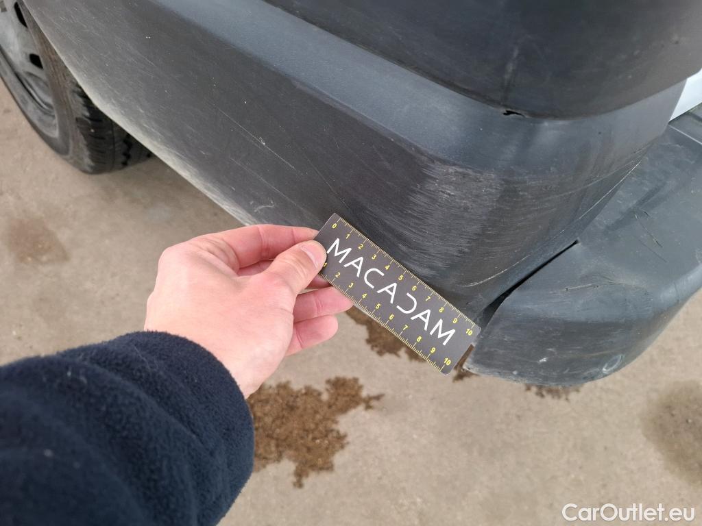  Renault  Trafic  III Fourgon L2H1 1200 Confort 1.6 dCi 120CV BVM6 E6 #109