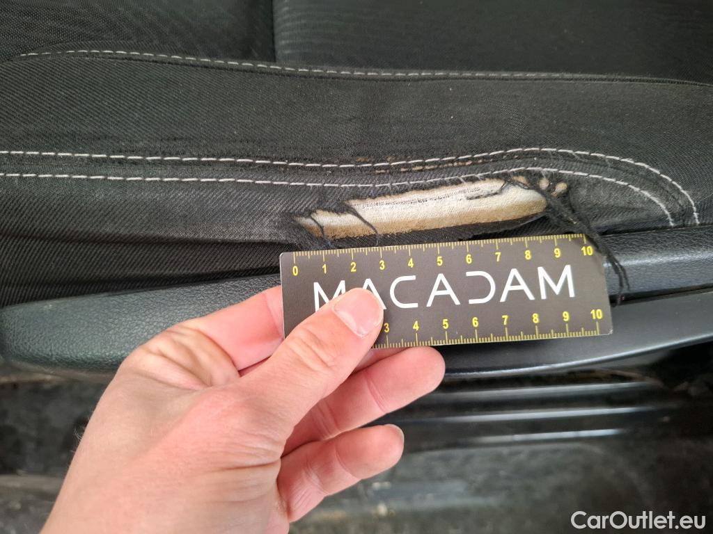  Renault  Trafic  III Fourgon L2H1 1200 Confort 1.6 dCi 120CV BVM6 E6 #21