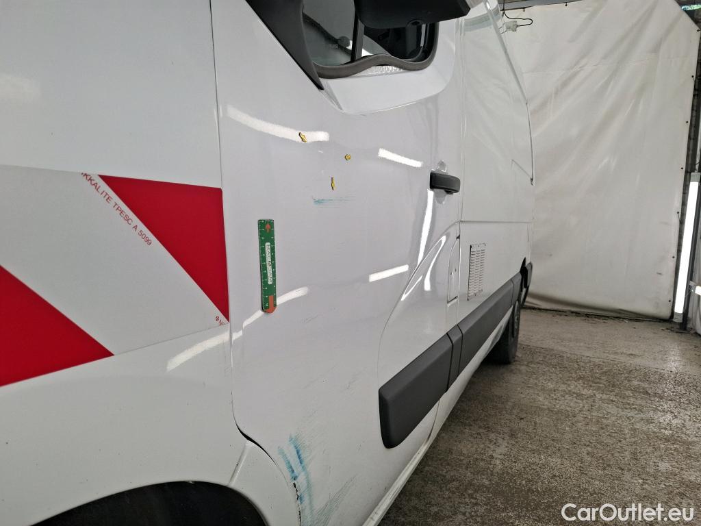  Renault  Master  III Fourgon L2H2 3 5 Grand Confort dCi 130CV BVM6 E6 #23