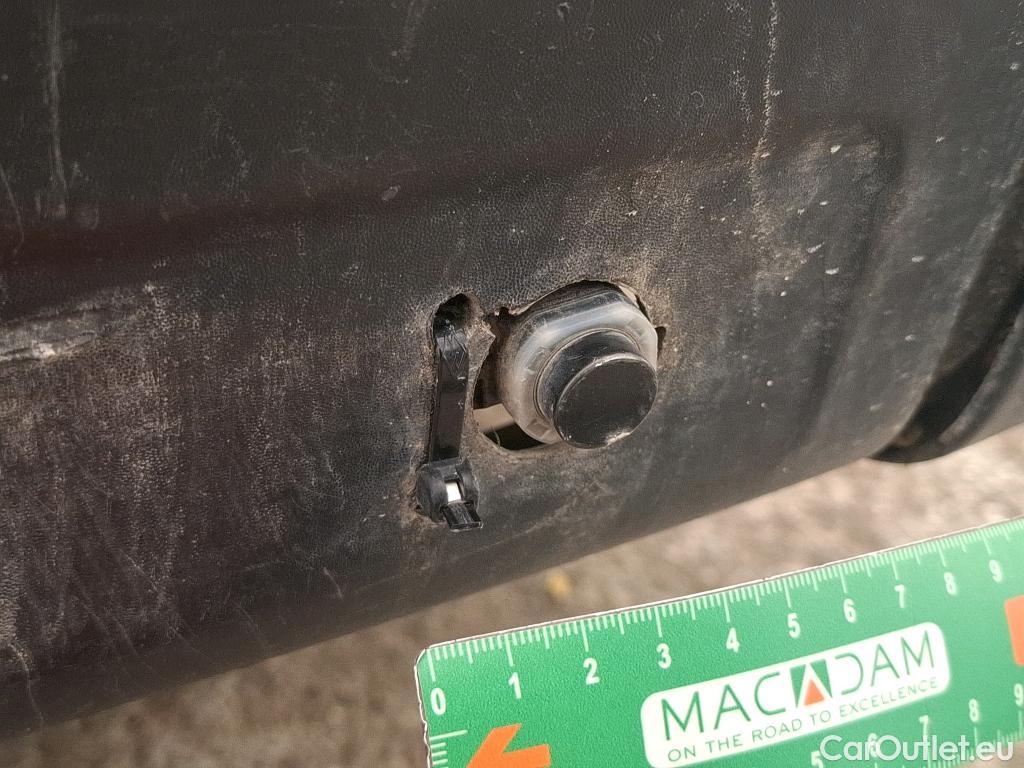  Renault  Master  III Fourgon L2H2 3 5 Grand Confort dCi 130CV BVM6 E6 #80