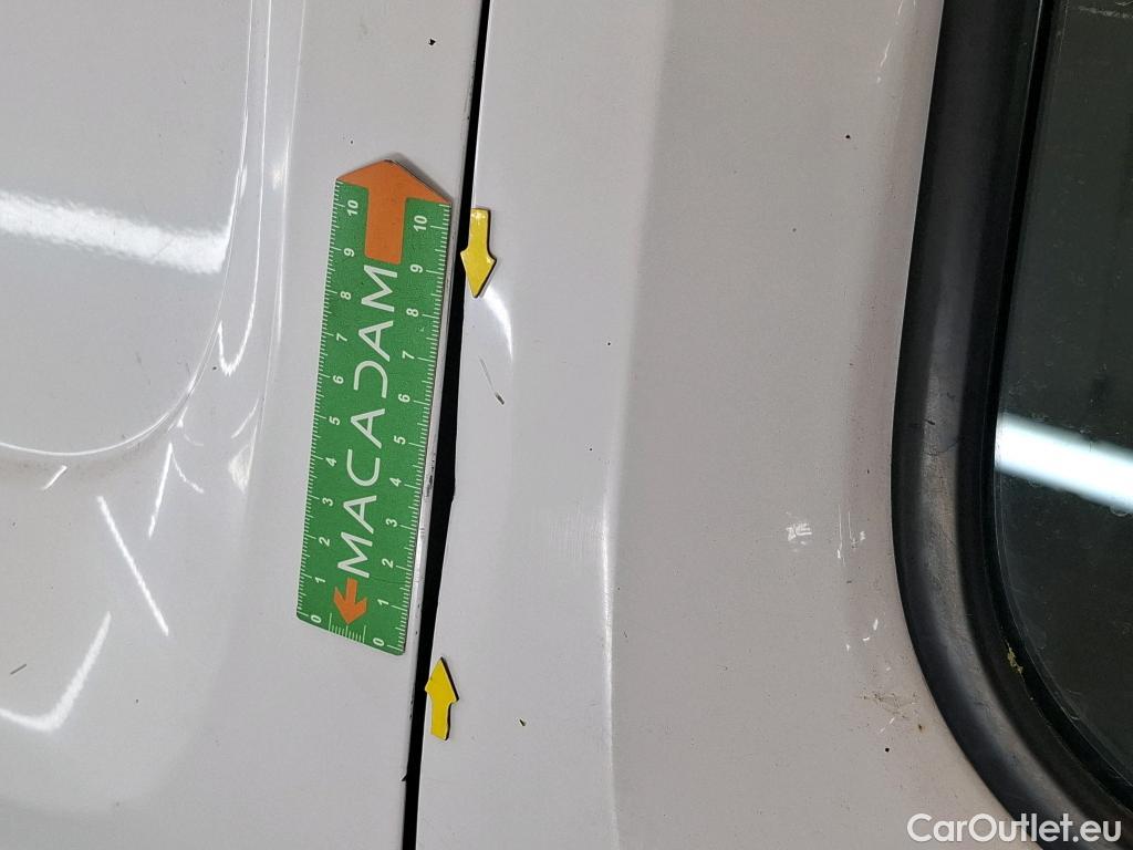  Renault  Kangoo RENAULT  Express / 2013 / 4P / Fourgonnette Gd Volume Gd Confort - Blue dCi 95 #32